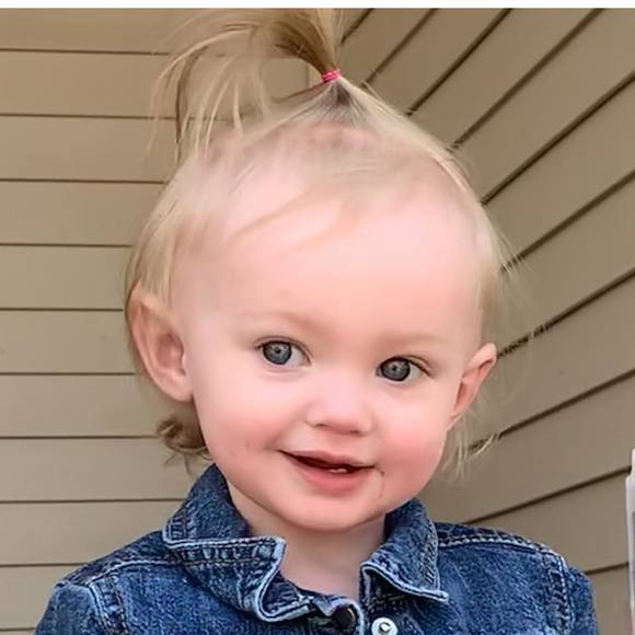 Meet your Posher, Jennifer - Picture 1 of 1